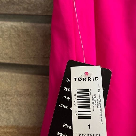 Torrid High Rise Mid Length Side Tie Swim Skirt With Brief Pink Glo 1x NWT - Picture 4 of 12